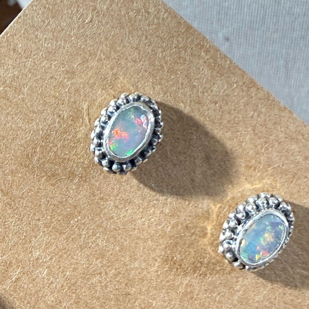 Sterling Silver Genuine Ethiopian Opal Stud Earrings, NEW - Picture 4 of 6